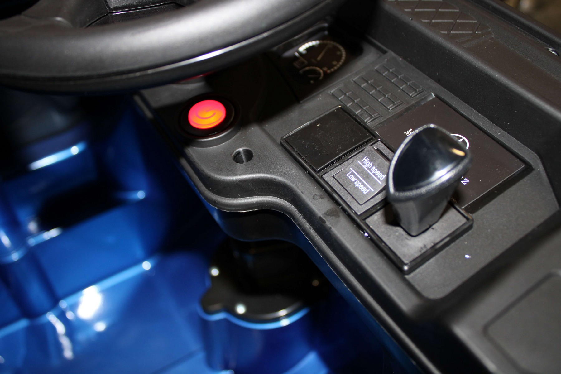 Электромобиль Mercedes-Benz Actros фура 4WD (Лицензионный) с пультом (Синий) HL358